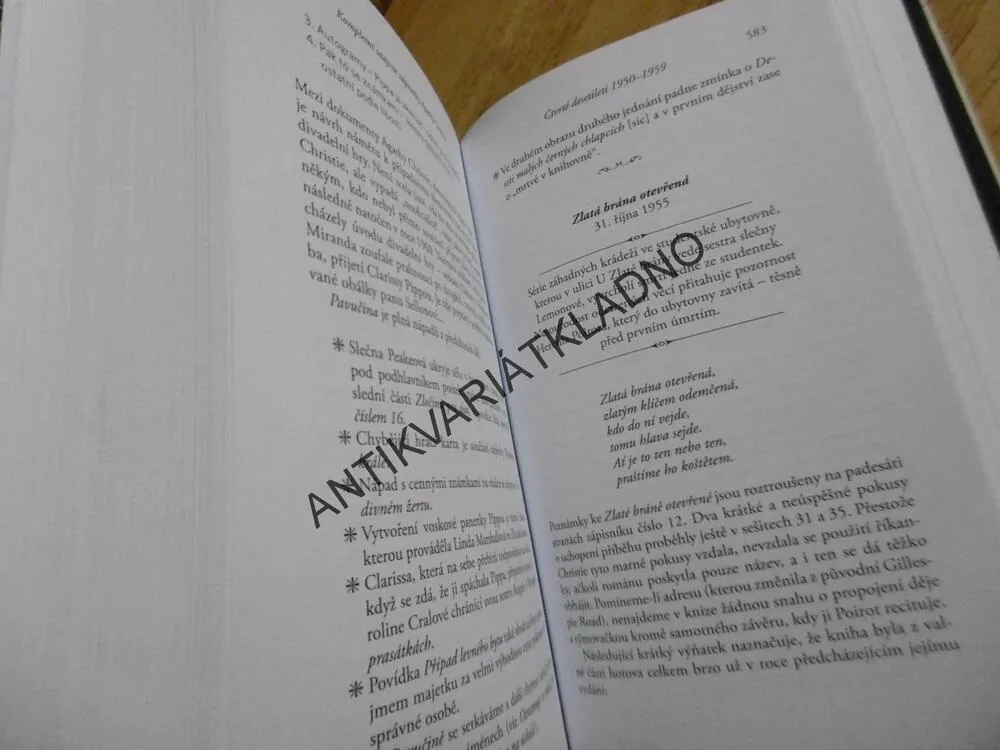 KOMPLETNÍ UTAJENÉ ZÁPISNÍKY, AGATHA CHRISTIE, JOHN CURRAN, **an