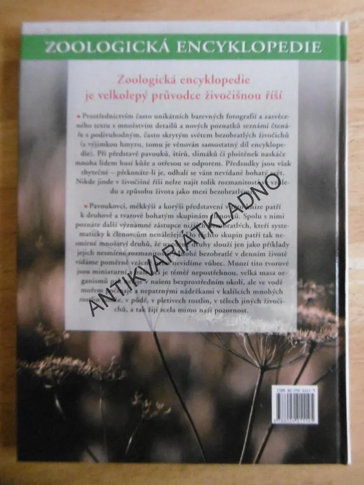 PAVOUKOVCI A DALŠÍ BEZOBRATLÍ, ZOOLOGICKÁ ENCYKLOPEDIE, **an