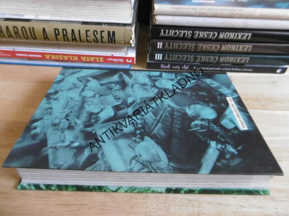 S KAMEROU A ZA VOLANTEM TŘEMI DÍLY SVĚTA, F.A. ELSTNER, CESTOPIS, 1957, **an