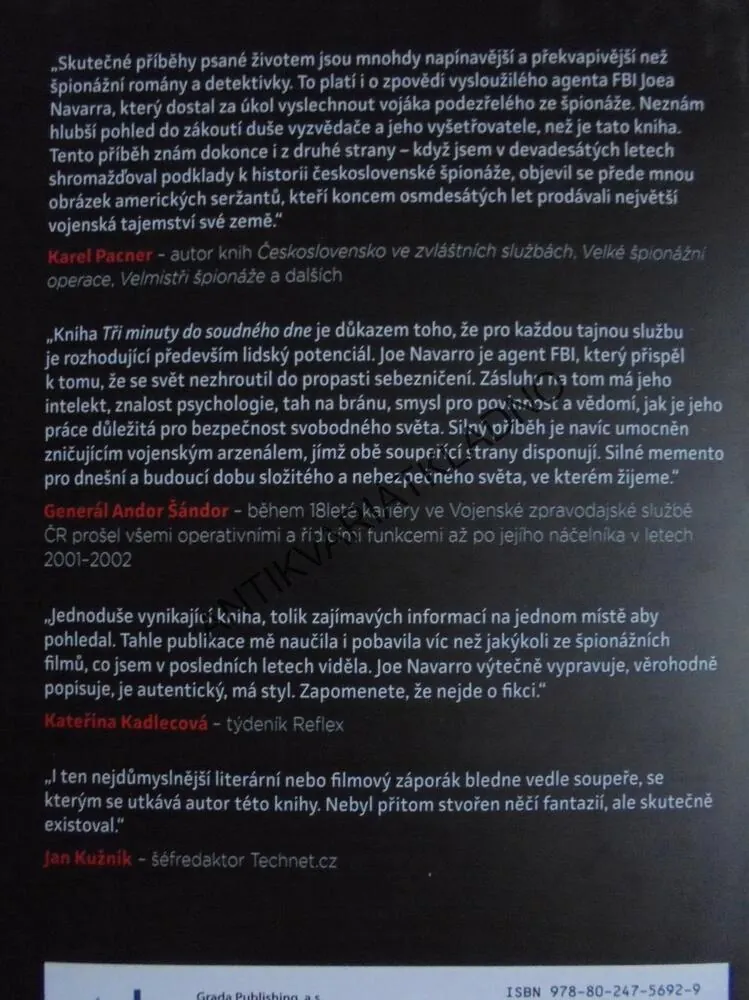 TŘI MINUTY DO SOUDNÉHO DNE, JOE NAVARRO, ŠPIONÁŽ