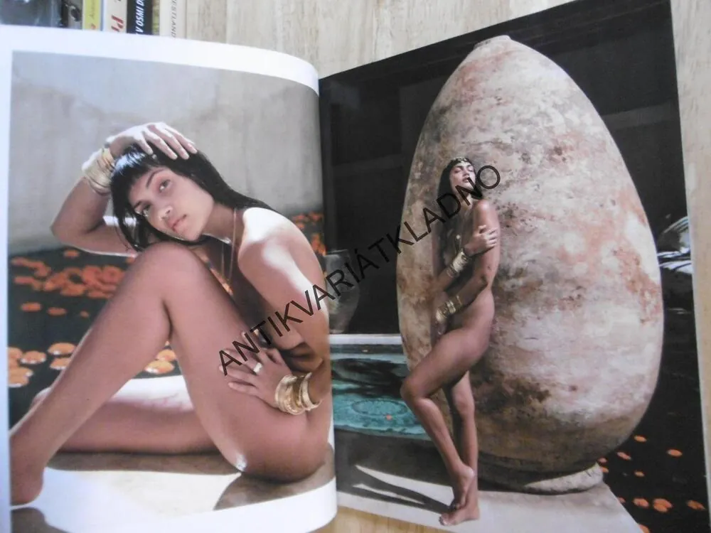 PLAYBOY, 5/2020, PLAYMATE KAROLINA, PAVEL ŠPORCL
