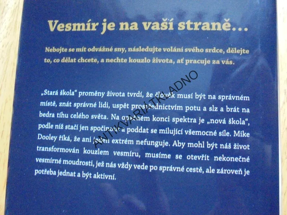 ŽIJTE V SOULADU S VESMÍREM, MIKE DOOLEY,