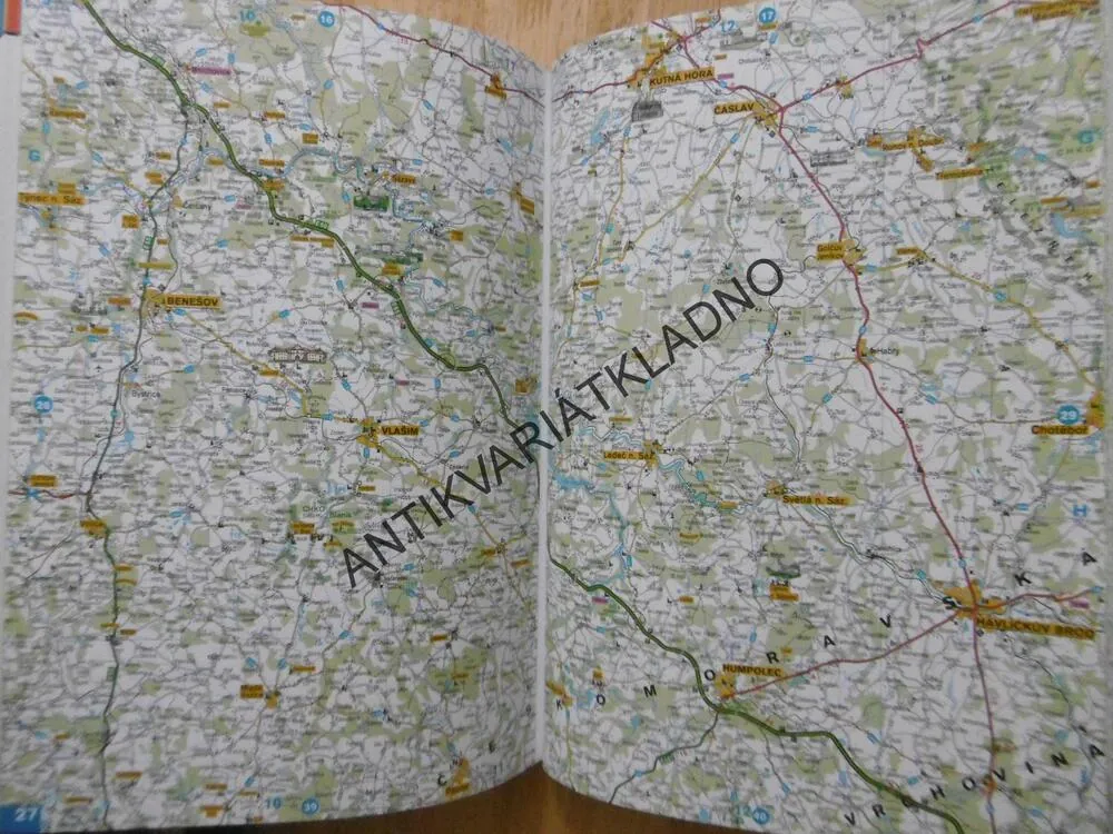 999 TURISTICKÝCH ZAJÍMAVOSTÍ ČESKÉ REPUBLIKY, **an