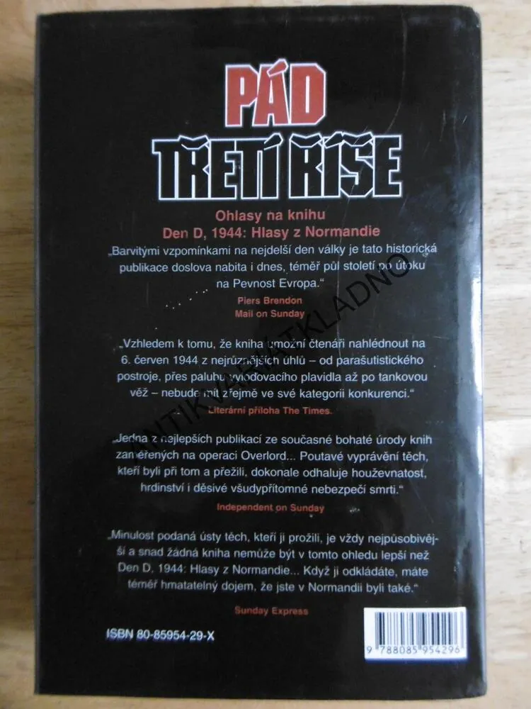 PÁD TŘETÍ ŘÍŠE, ROBIN NEILLANDS, **an
