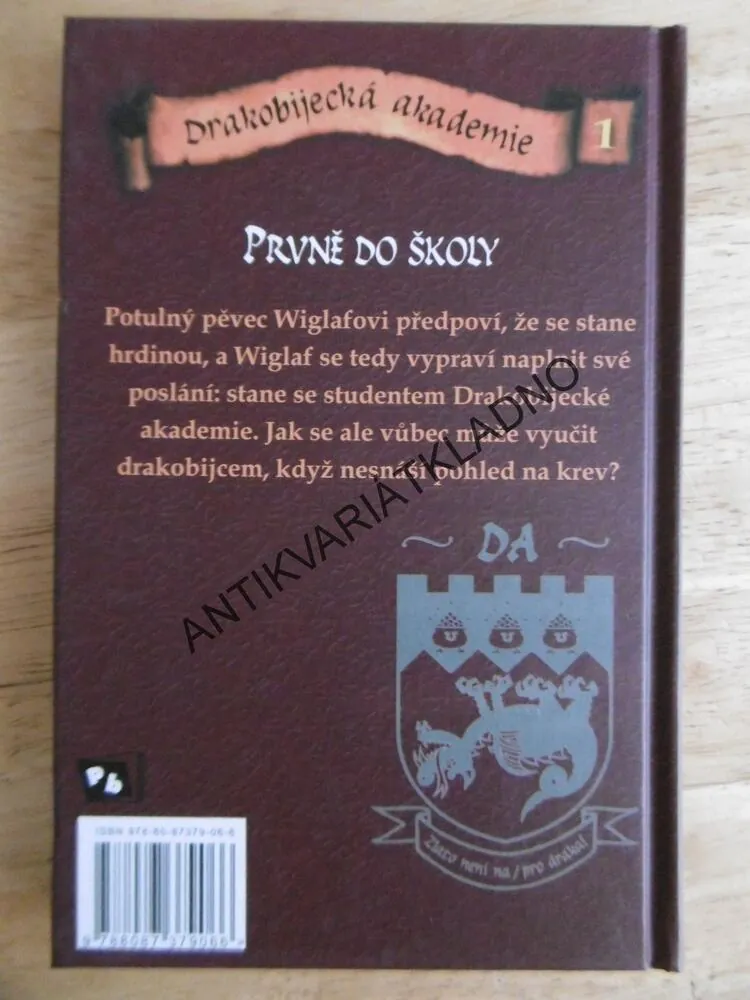 DRAKOBIJECKÁ AKADEMIE, PRVNĚ DO ŠKOLY, KATE MCMULLAN, **an