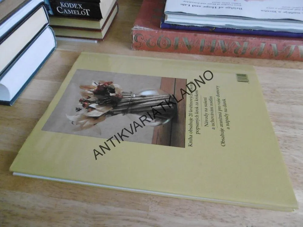 SUCHÉ KVĚTINY, SBĚR,SUŠENÍ,ARANŽOVÁNÍ, SUŠENÉ DEKORACE, HOBBY, **an
