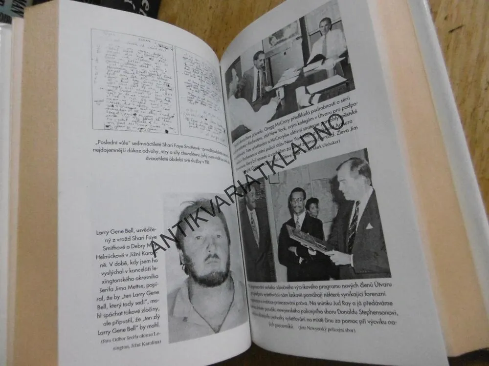 LOVEC DUŠÍ, JOHN DOUGLAS, MARK OLSHAKER, **an