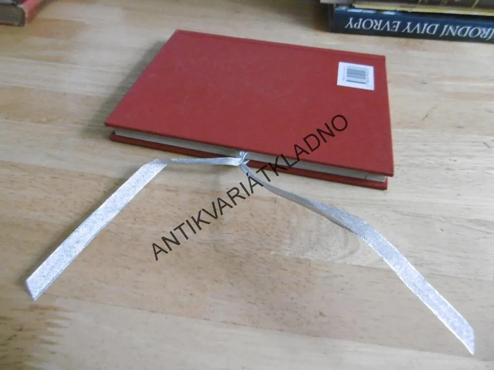ČARODĚJNICKÁ KNIHA, NICOLA DE PULFORD, **an