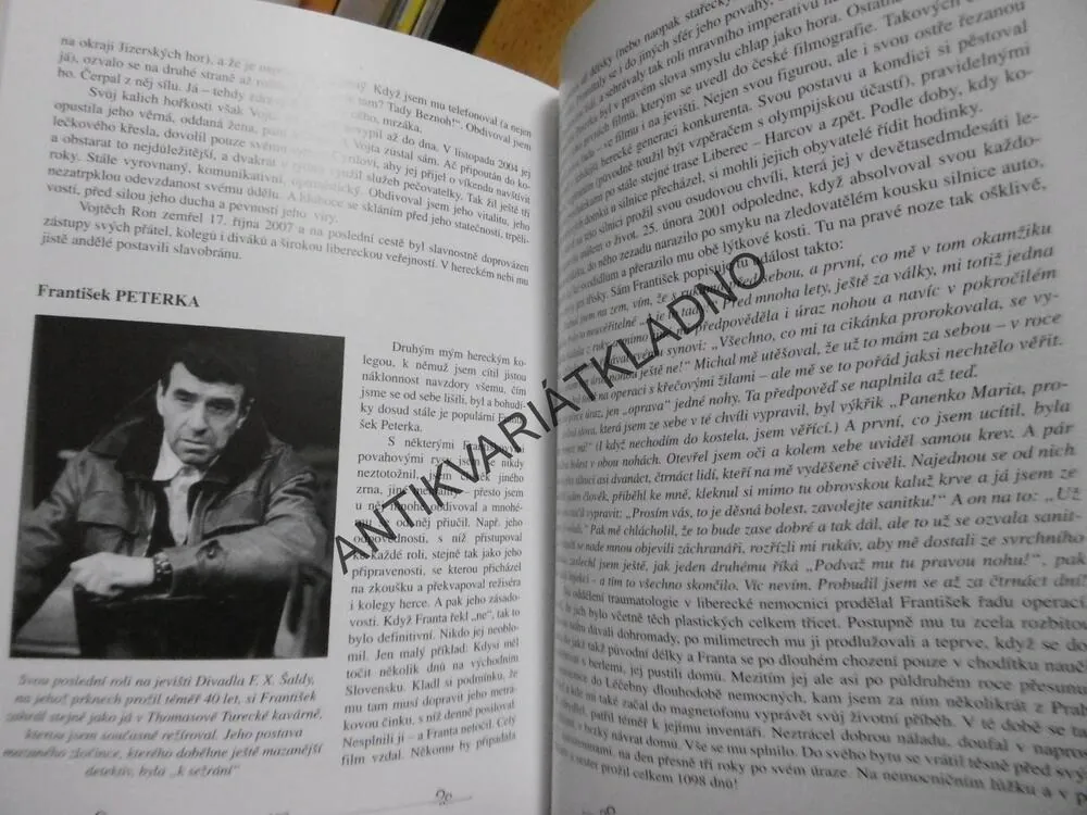 JEN VZPOMÍNKY TU ZŮSTANOU, 3. DÍL, VE SLUŽBÁCH THALIE, JIŘÍ ZAPLETAL, **an