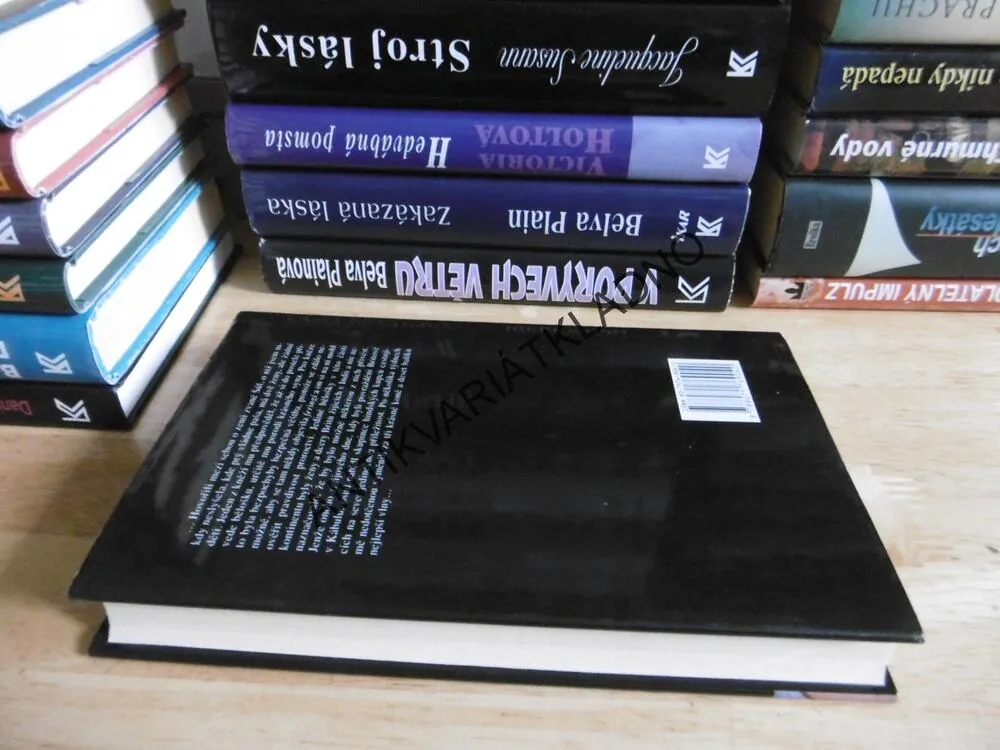 NEMRAVNÁ BOHYNĚ, MADELEINE BRENT, **an