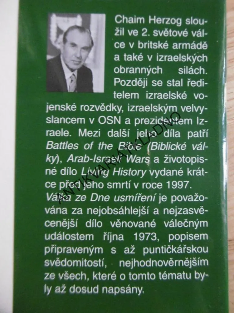 VÁLKA ZE DNE USMÍŘENÍ, CHAIM HERZOG, **an