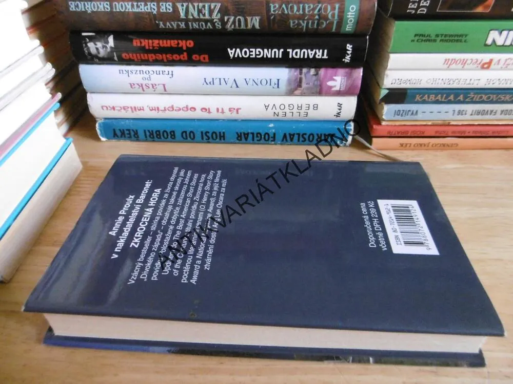 ZKROCENÁ HORA, POVÍDKY Z WYOMINGU, ANNIE PROULX, **an