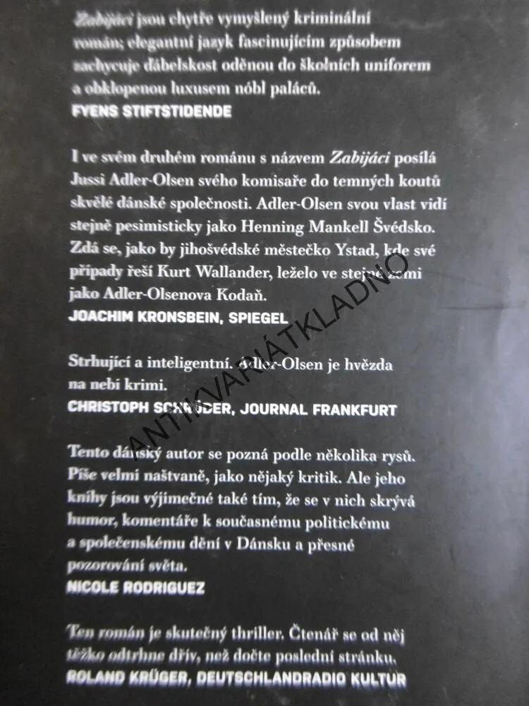 ZABIJÁCI, JUSSI ADLER-OLSEN, **an
