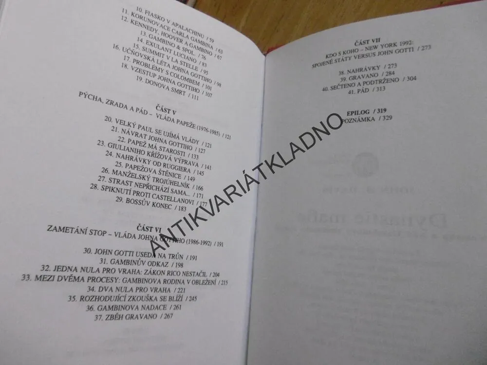 DYNASTIE MAFIE, VZESTUP A PÁD RODINY GAMBINO, JOHN H. DAVIS, **an