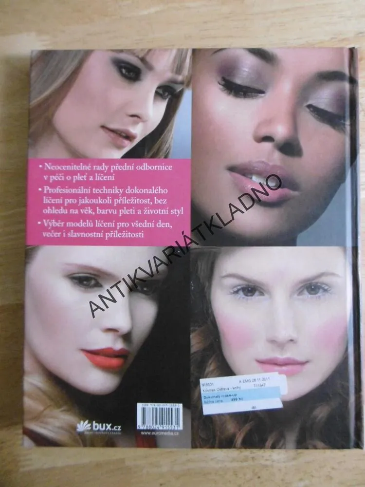 DOKONALÝ MAKE-UP, JEMMA KIDDOVÁ, **an