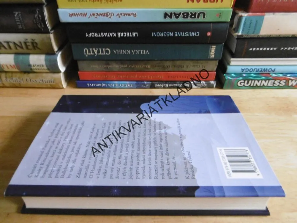 DOKTORE, TO BYSTE SE DIVIL! PATRICK TAYLOR, **an