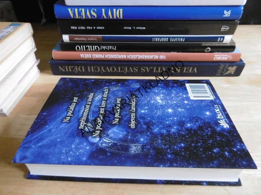 ČAS ČARODĚJNIC, DEBORAH HARKNESSOVÁ, **an