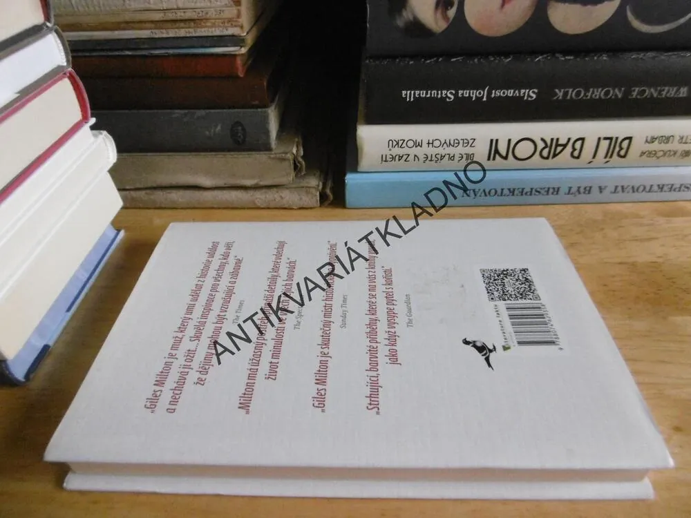 KDYŽ HITLER BRAL KOKAIN A STALIN VYLOUPIL BANKU, GILES MILTON, **an