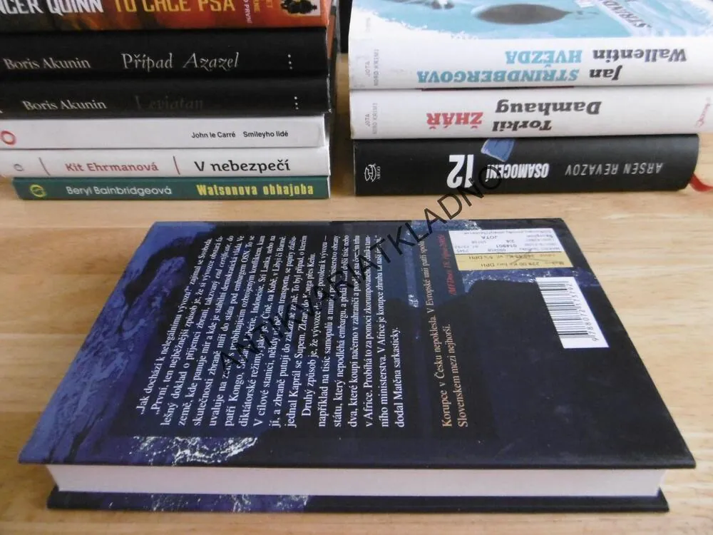 ŠKORPION, DENNIS KANE, **an