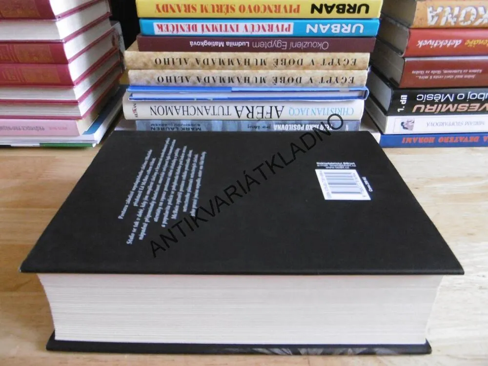 OMNIBUS, PROVOKATÉR, POLDOVÉ, NENÍ HLUCHÝ JAKO HLUCHÝ, ED MCBAIN, **an