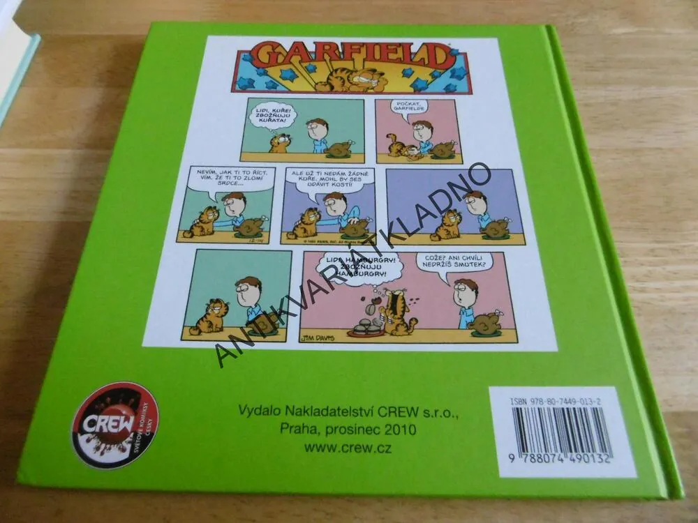 GARFIELD V PLNÉ PARÁDĚ, JIM DAVIS, **an