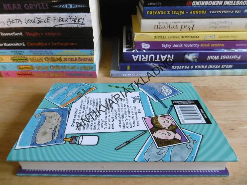 NEJDELŠÍ VELRYBÍ PÍSEŇ, JACQUELINE WILSONOVÁ, **an