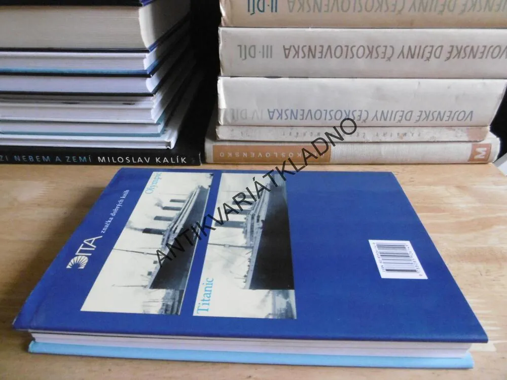 ZÁHADNÝ TITANIC, ROBIN GARDINER, DAN VAN DER VAT, **an