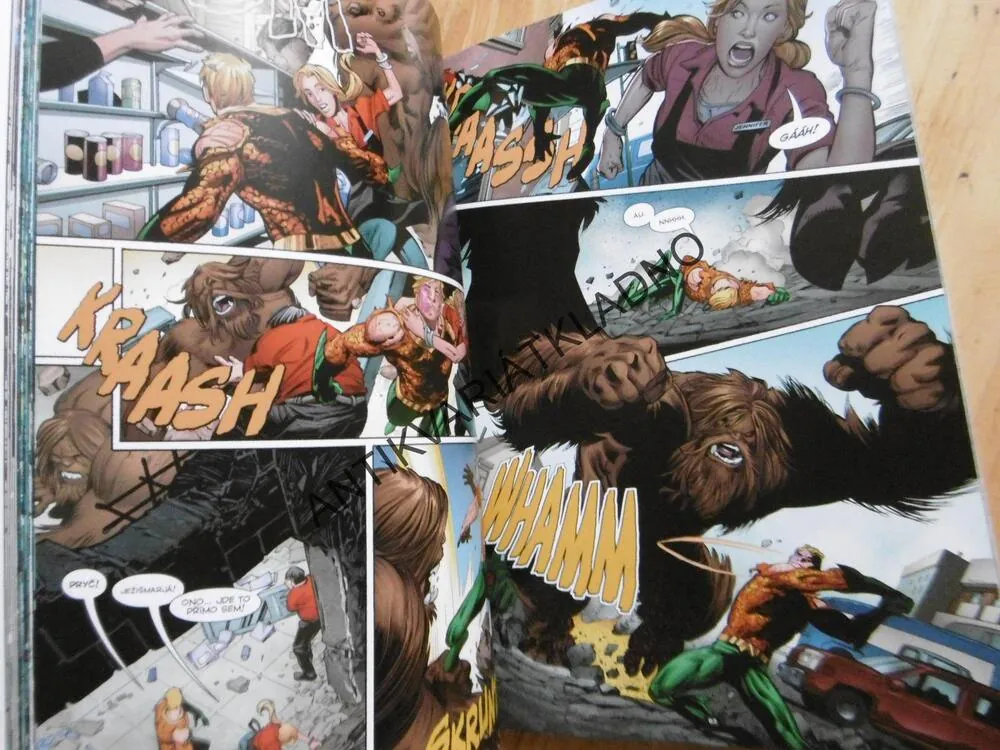 AQUAMAN 2, BLACK MANTOVA POMSTA, **an