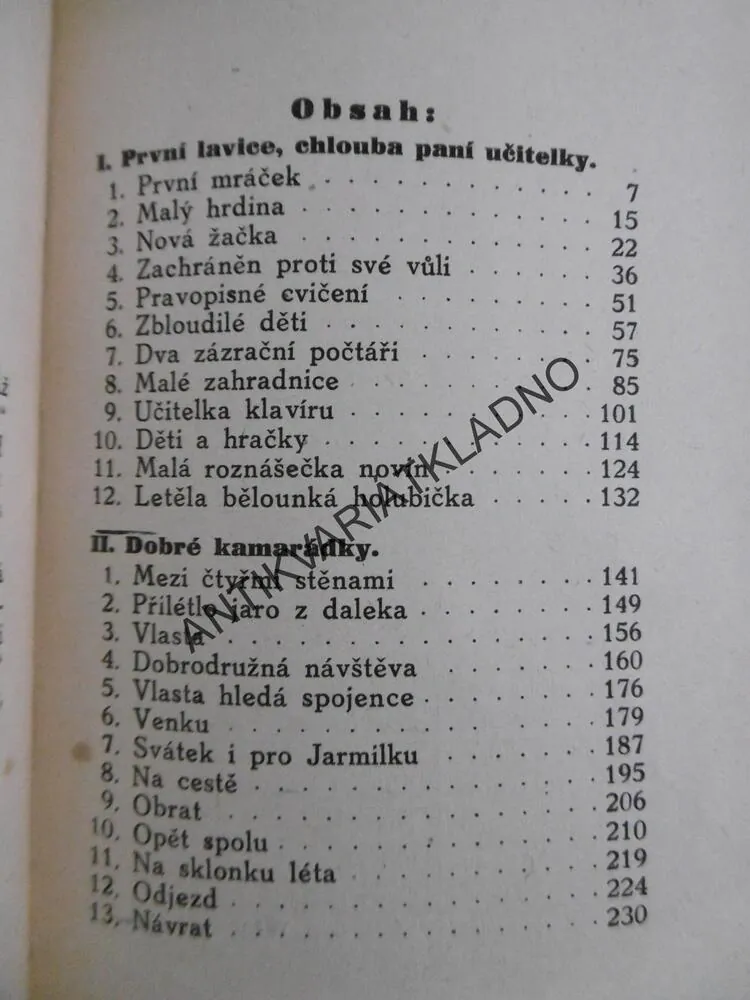 PRVNÍ LAVICE, CHLOUBA PANÍ UČITELKY, BUZKOVÁ, SALAČ, 1946, **an