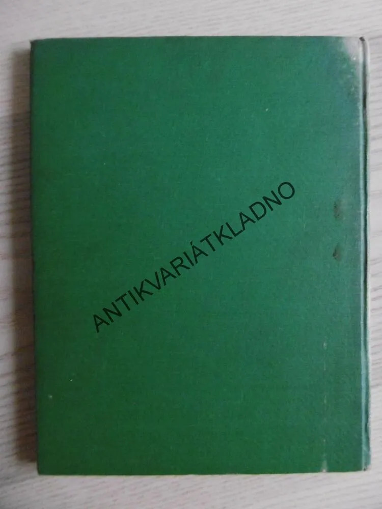 KRASAVEC BROK, MARSCHAL SAUNDERSOVÁ, SALAČ, **an