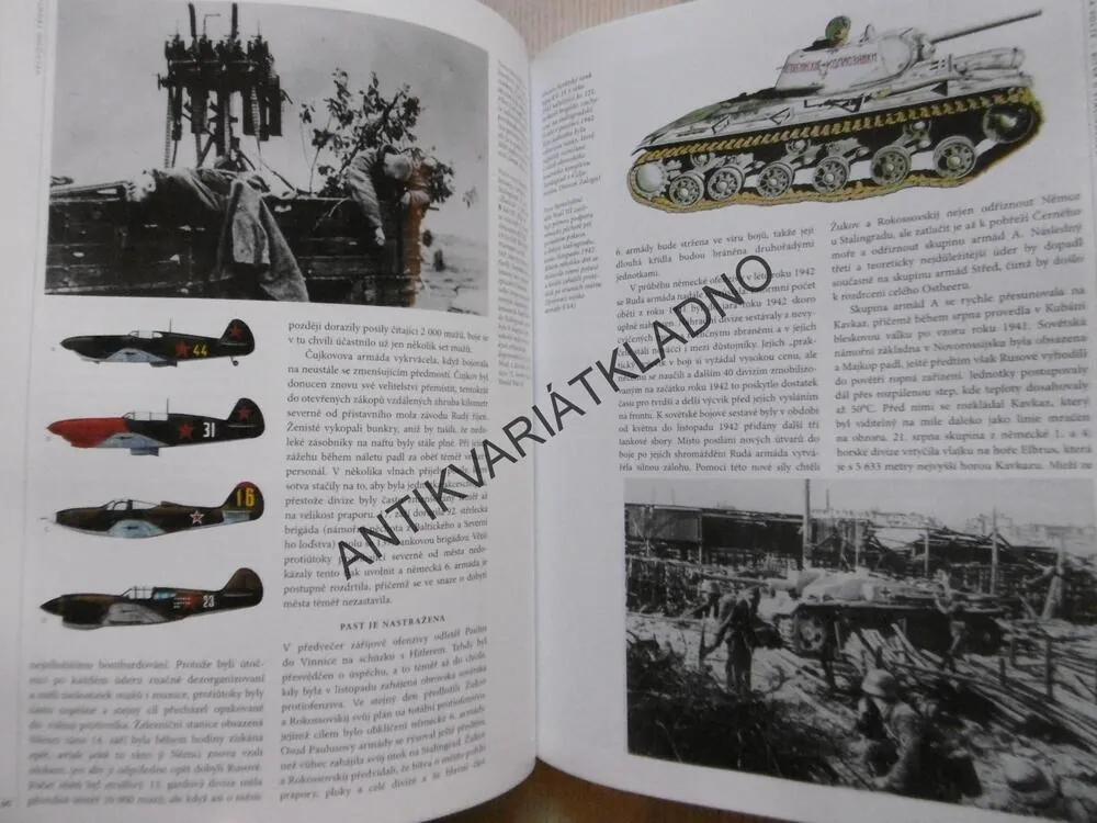 VÝCHODNÍ FRONTA, HITLEROVA VÁLKA V RUSKU, 1941-1945, CHARLES WINCHESTER,**an