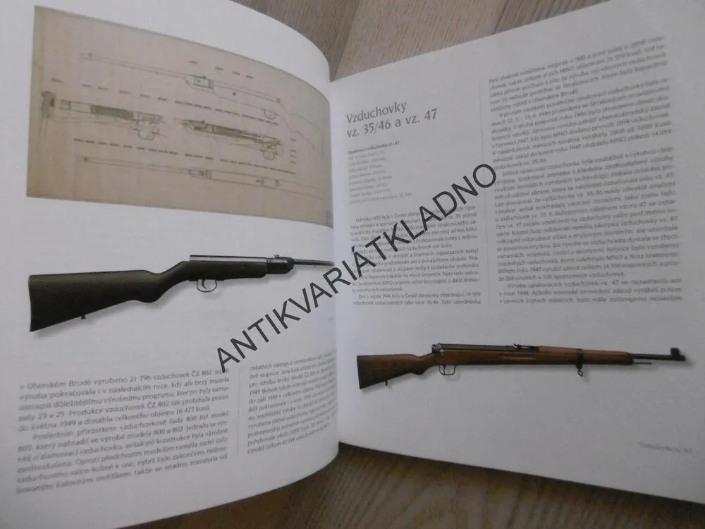 ČESKÁ ZBROJOVKA, HISTORIE VÝROBY ZBRANÍ V UHERSKÉM BRODĚ, PAZDERA, SKRAMOUŠSKÝ, ZBRANĚ,