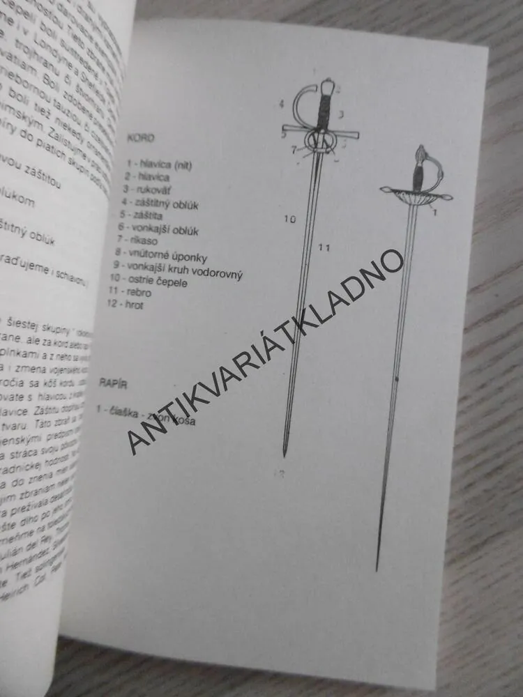 EURÓPSKE CHLADNÉ ZBRANE, JURAJ HRADSKÝ, **an