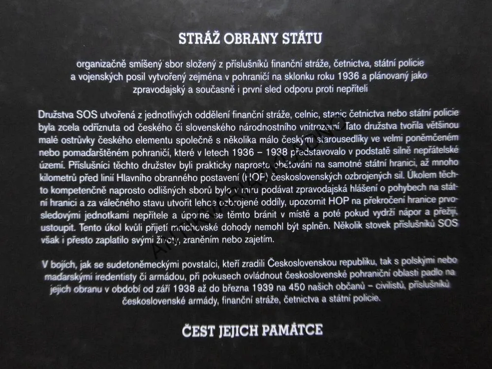 STRÁŽ OBRANY STÁTU, ENCYKLOPEDIE SKEJNOKROJŮ ČESKOSLOVENSKA I., ROBERT SPEYCHAL A KOLEKTIV