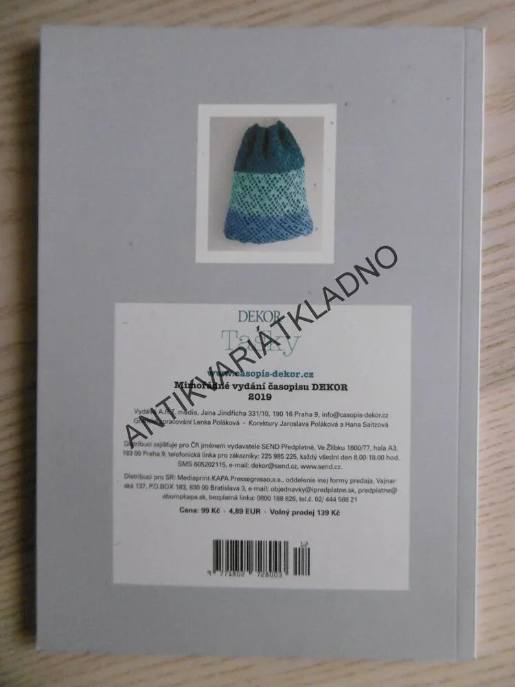 TAŠKY, 116 STRAN, **an