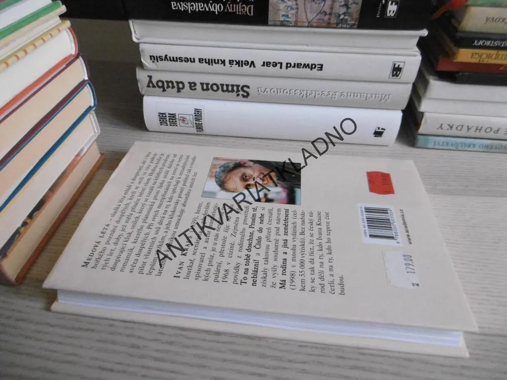 MEDOVÁ LÉTA, IVAN KRAUS, **an