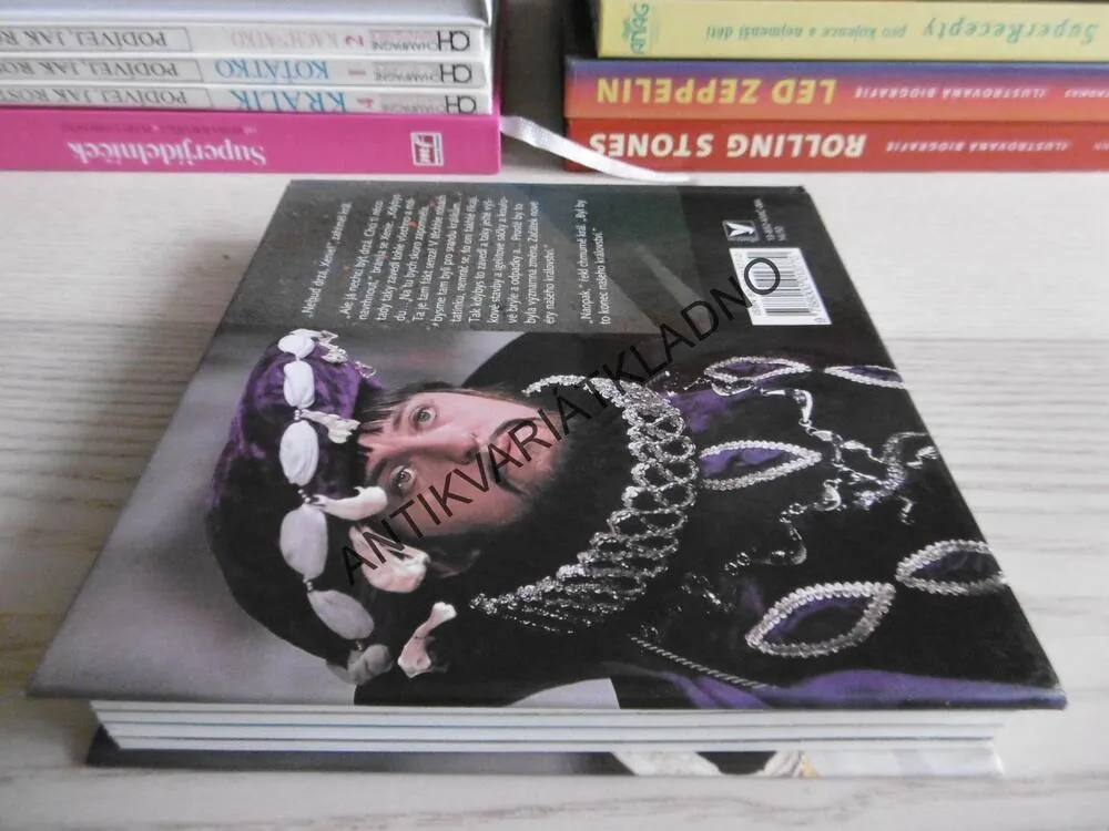 ARABELA, MILOŠ MACOUREK, VÁCLAV VORLÍČEK, **an