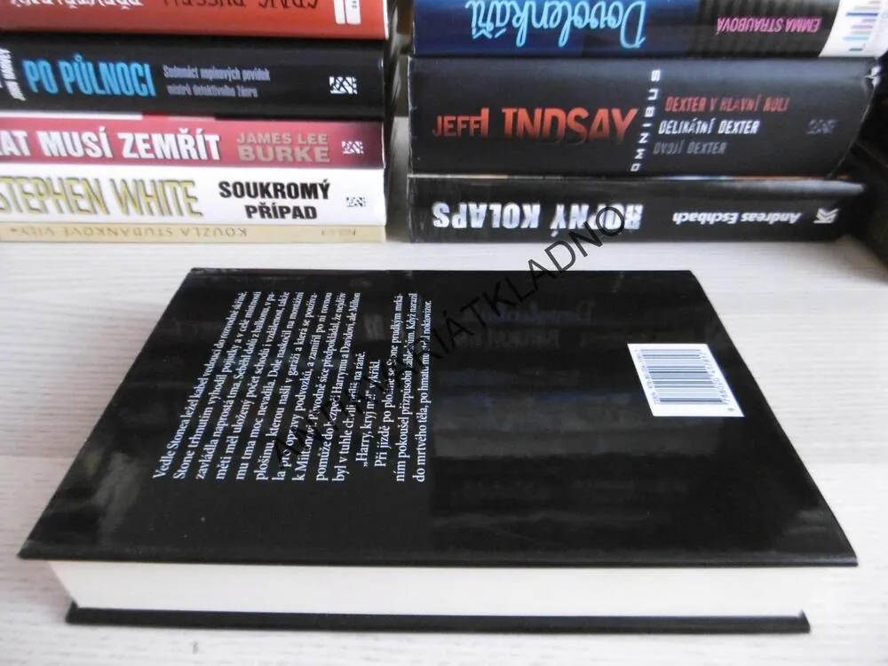 MRAZIVÁ POMSTA, DAVID BALDACCI, **an