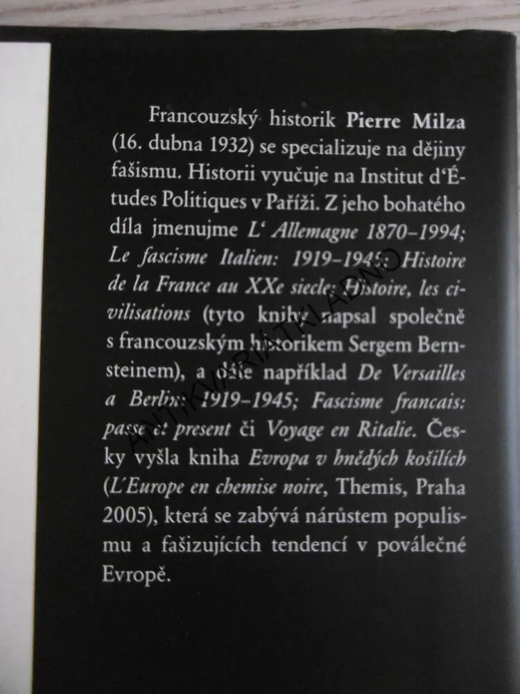 MUSSOLINI, PIERRE MILZA, **an