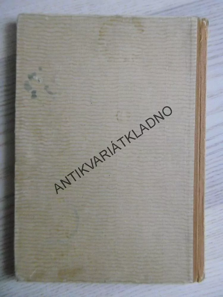 PÉŤOVO DOBRODRUŽSTVÍ MEZI ČERNOUŠKY, KAREL BRADÁČ, **an