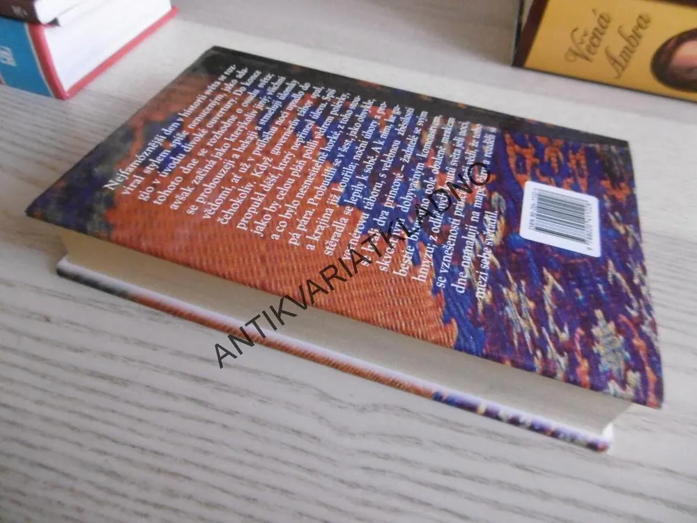 MORUŠOVÉ IMPÉRIUM, PHILIP HENSHER, **an