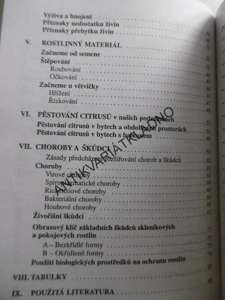 ZAČÍNAJÍCÍM CITRUSÁŘŮM, SVATOSLAV KODYTEK, **an