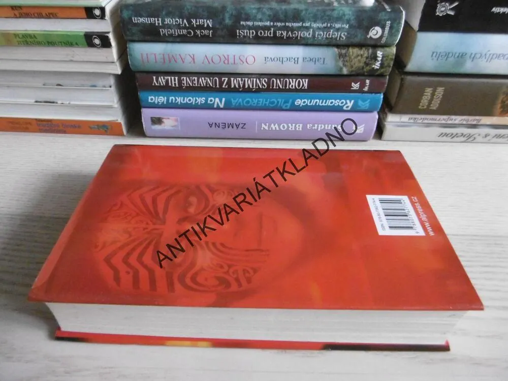 PŮLNOČNÍ RITUÁL, LAURA WALDEN, **an