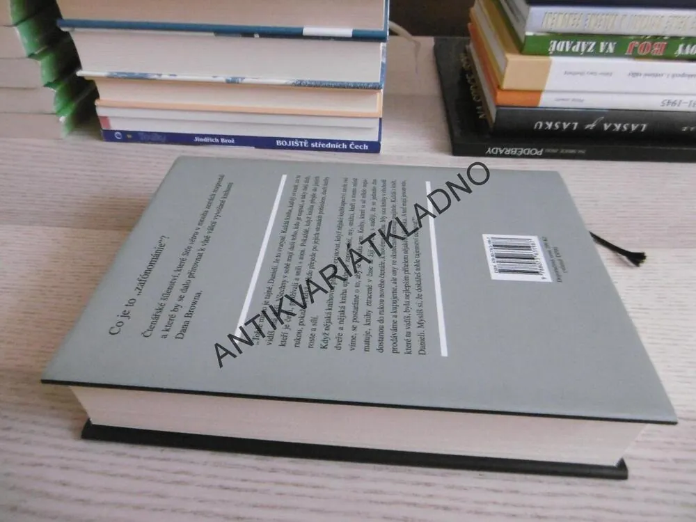 STÍN VĚTRU, CARLOS ROIZ ZAFÓN, **an