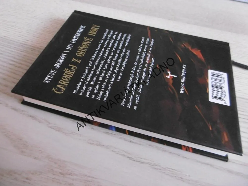 ČARODĚJ Z OHŇOVÉ HORY, STEVE JACKSONE, IAN LIVINGSTONE, **an