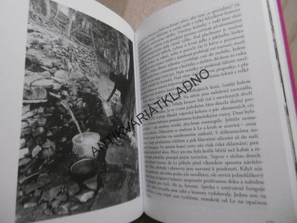 MIZEJÍCÍ LADAK, JITKA KULHÁNKOVÁ - AUTOGRAM, **an