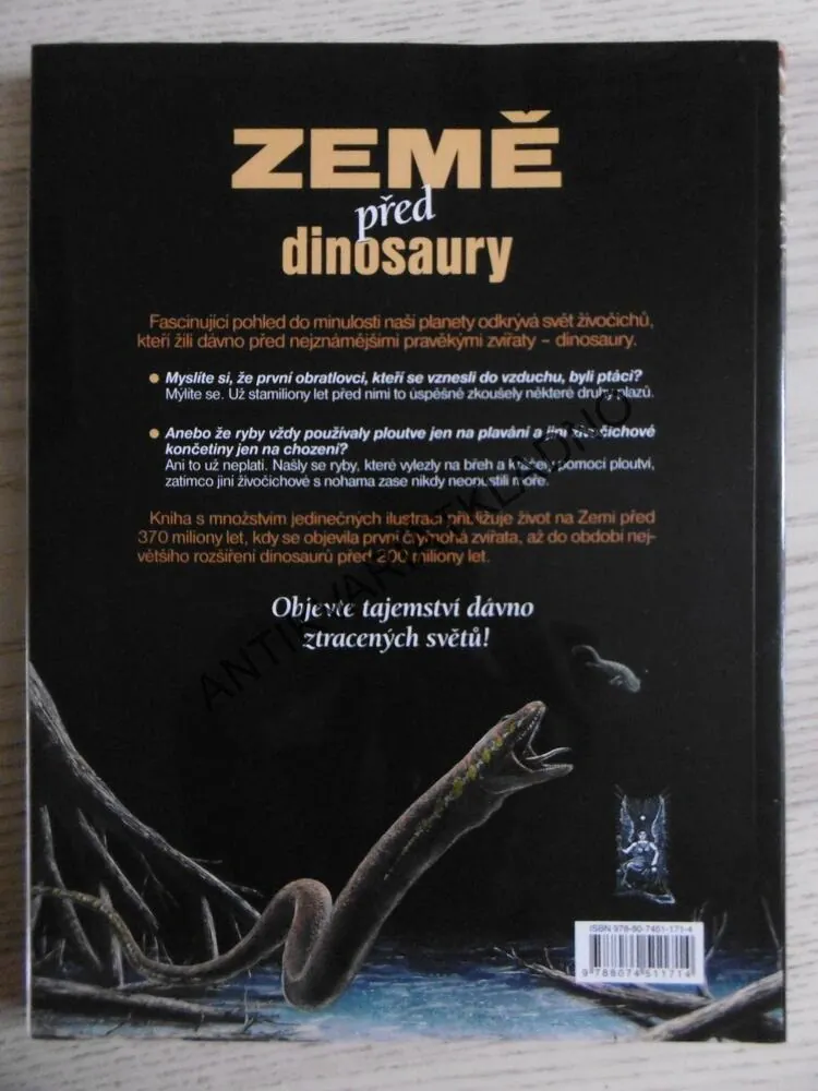 ZEMĚ PŘED DINOSAURY, SÉBASTIEN STEYER, **an
