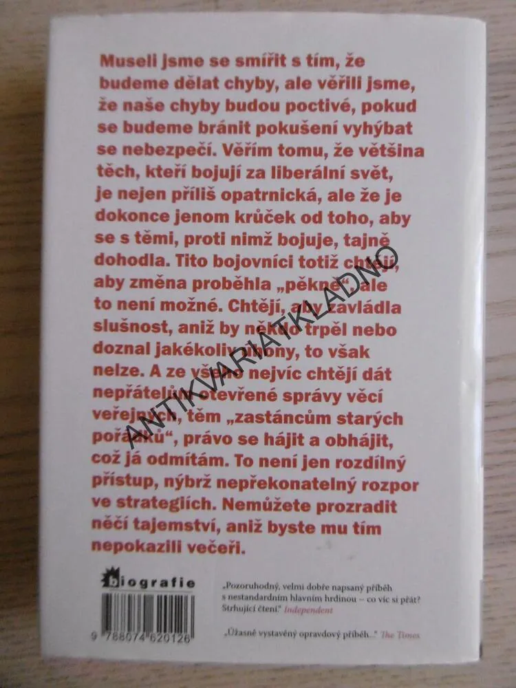 JULIAN ASSANGE, NEAUTORIZOVANÁ AUTOBIOGRAFIE, **an