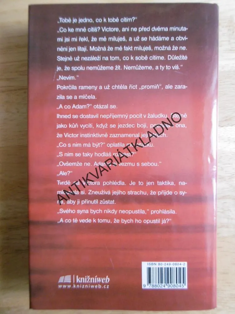 DEJ MAMCE PUSU, JOY FIELDINGOVÁ, **an