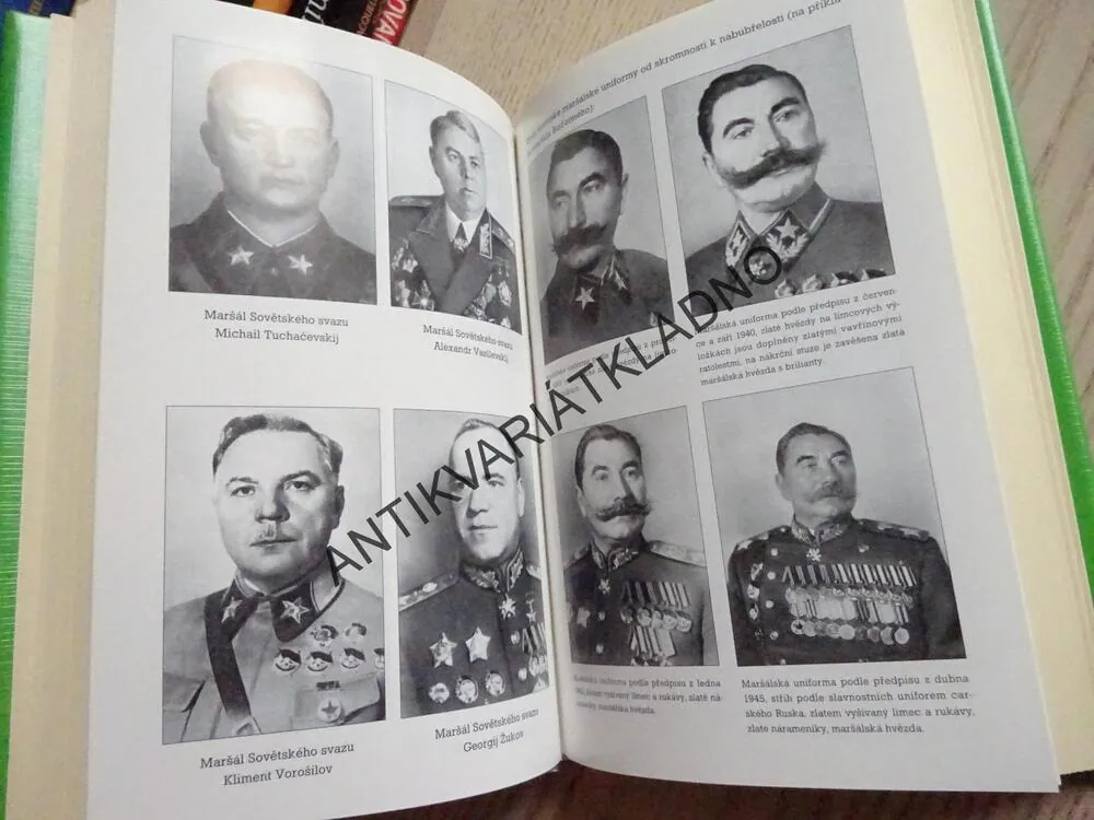 STALINOVI MARŠÁLOVÉ, JIŘÍ FIDLER, **an